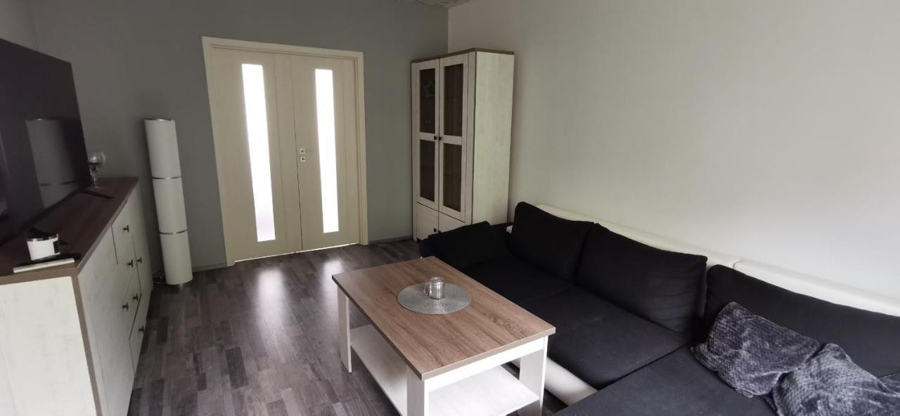 Prikopni Apartman Cheb Kültér fotó